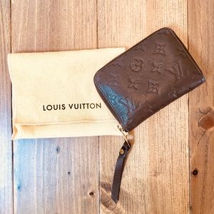 Louis Vuitton Empreinte Zippy Wallet Small.